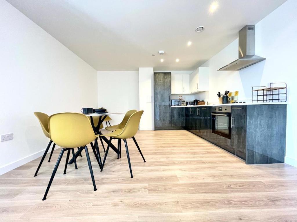 Bayard Plaza Penthouse Apartments Πήτερμπορο Εξωτερικό φωτογραφία