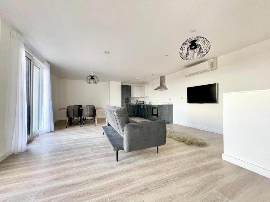 Bayard Plaza Penthouse Apartments Πήτερμπορο Εξωτερικό φωτογραφία
