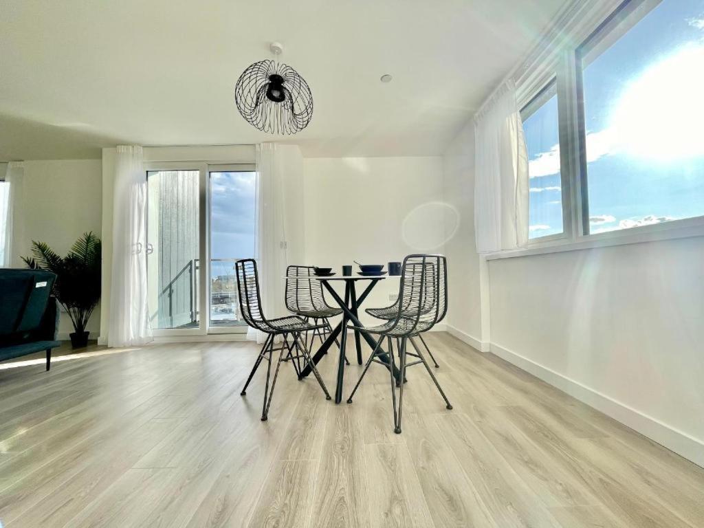 Bayard Plaza Penthouse Apartments Πήτερμπορο Εξωτερικό φωτογραφία
