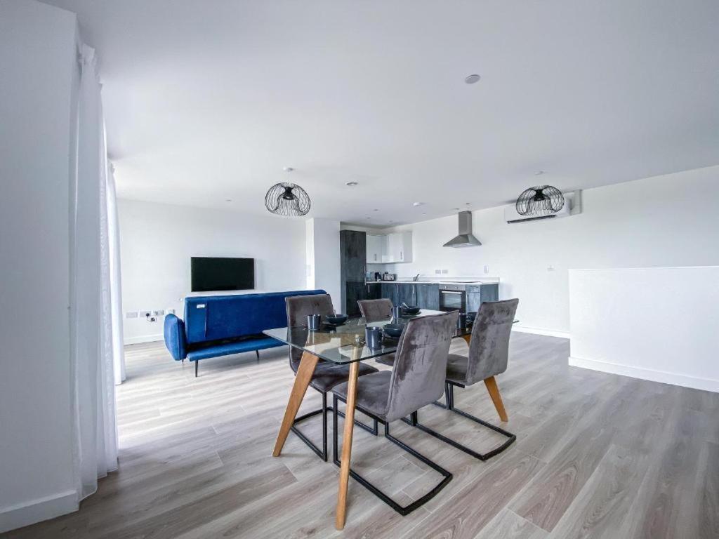 Bayard Plaza Penthouse Apartments Πήτερμπορο Εξωτερικό φωτογραφία